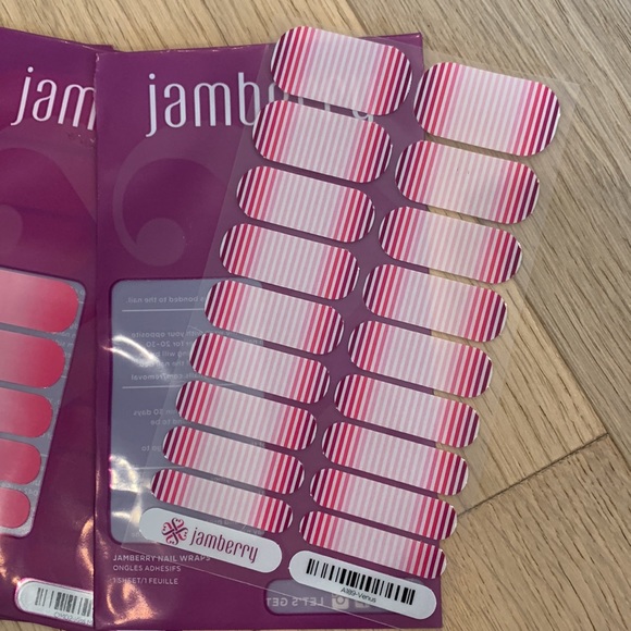 3/$25 JAMBERRY Set of 3 Nail Wraps - Picture 2 of 2